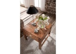 Tavolo D'appoggio In Legno Di Acacia 60x60x50 Miele Dorato Laccato SHAMAN #71 -Massivmoebel24 05 100 610 1037 2