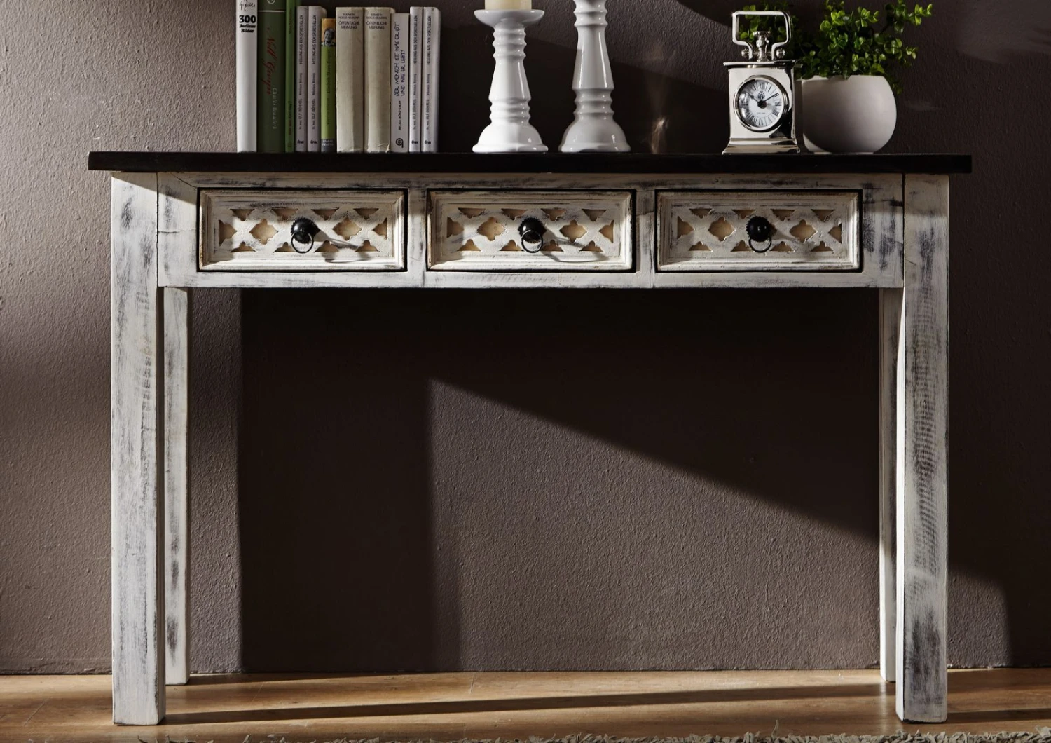 Tavolino Da Consolle In Legno Di Mango / Acacia 120x40x76 Bianco Cerato CASTLE-ANTIK #225 5 Tavolino Da Consolle In Legno Di Mango / Acacia 120x40x76 Bianco Cerato CASTLE-ANTIK #225 - immagine 3