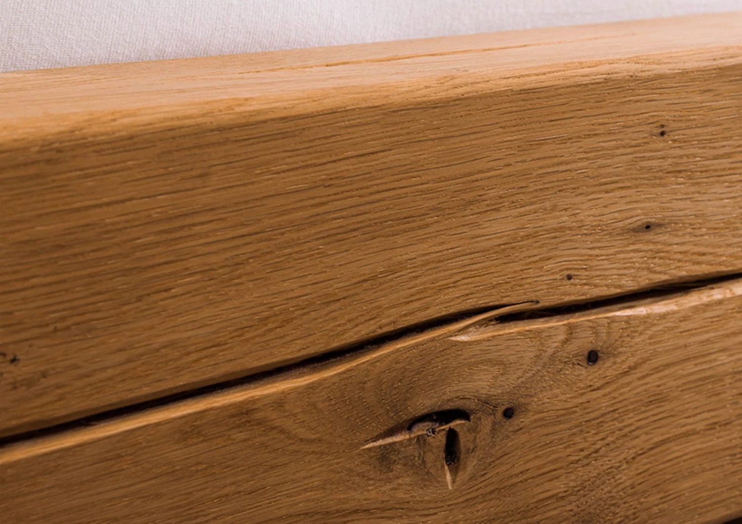 INNSBRUCK #160 Letto A Travi In Legno Di Quercia Selvatica Oliato / Natur 160x200 6 INNSBRUCK #160 Letto A Travi In Legno Di Quercia Selvatica Oliato / Natur 160x200 - immagine 4