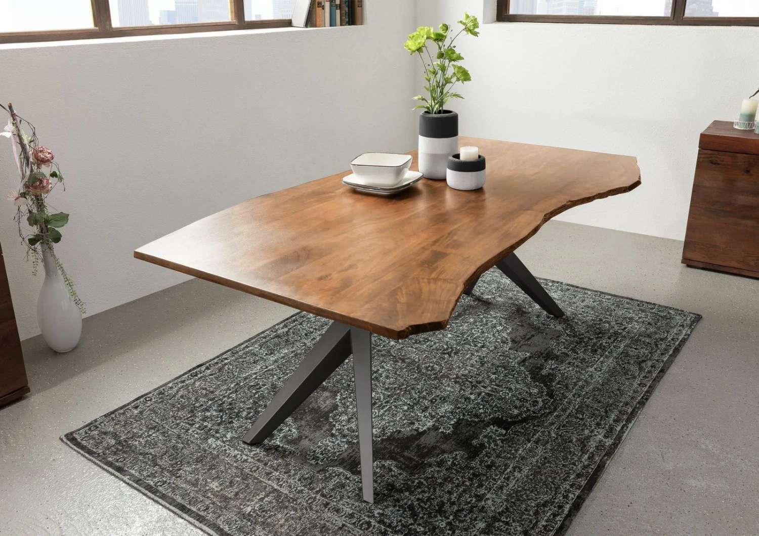 FREEFORM 4 Tavolo Da Pranzo In Legno Di Acacia - Laccato Natur / Gambe In Ferro - Antracite Mat 140x90x76 4 FREEFORM 4 Tavolo Da Pranzo In Legno Di Acacia - Laccato Natur / Gambe In Ferro - Antracite Mat 140x90x76 - immagine 2