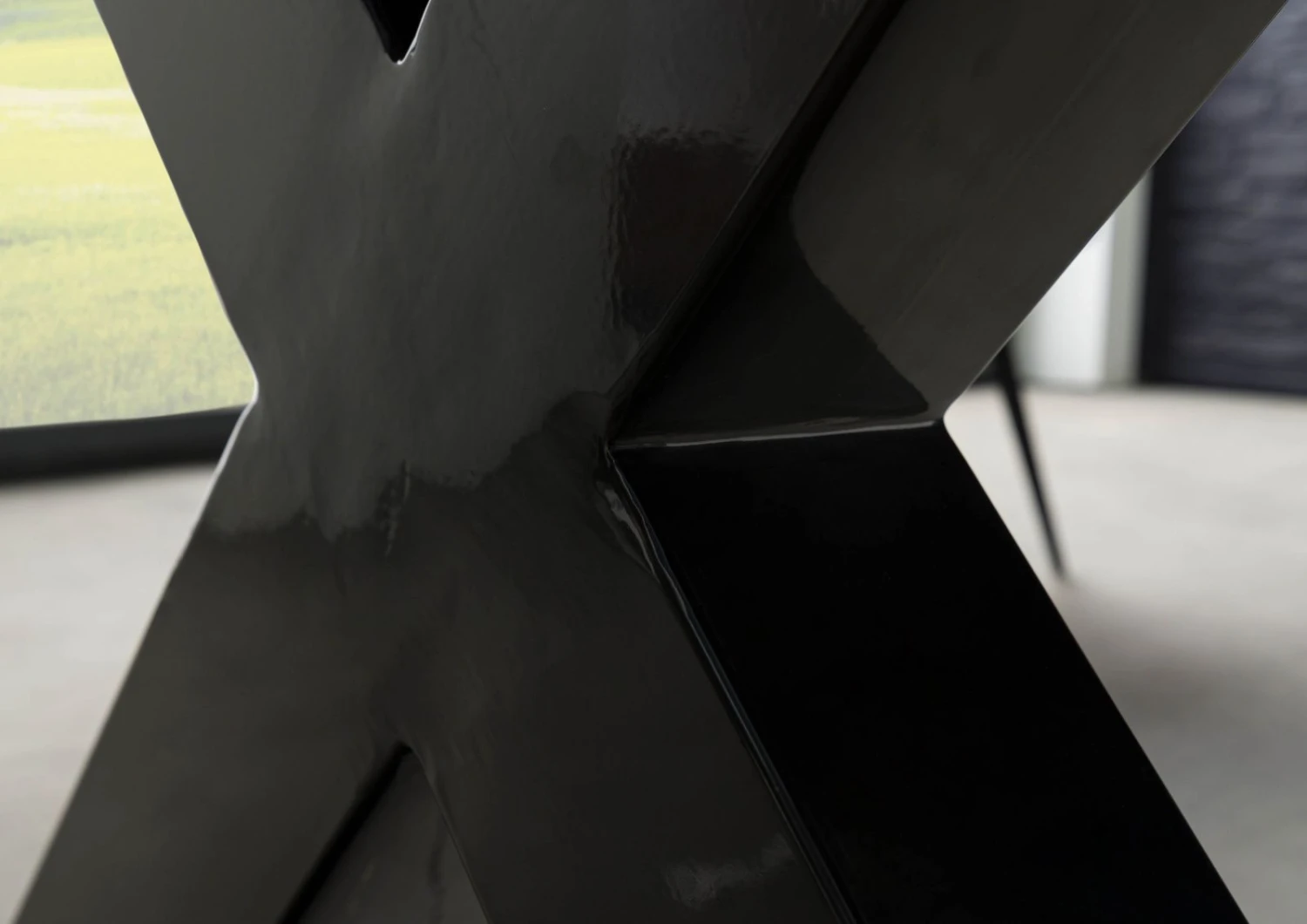 Tavolo Da Pranzo In Legno Acacia - Laccato Grigio / Ferro X - Antracite Lucido 220x90x77 FREEFORM 5 8 Tavolo Da Pranzo In Legno Acacia - Laccato Grigio / Ferro X - Antracite Lucido 220x90x77 FREEFORM 5 - immagine 6