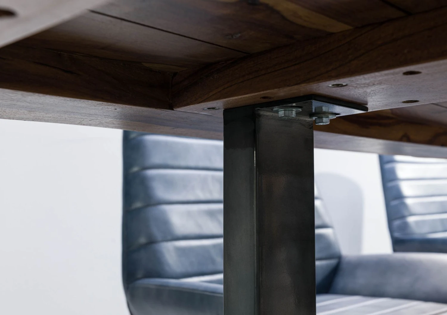 FREEFORM 5 Tavolo Da Pranzo In Legno Di Sheesham - Sabbiato Natur / Gambe In Ferro U Antracite Lucido 180x90 9 FREEFORM 5 Tavolo Da Pranzo In Legno Di Sheesham - Sabbiato Natur / Gambe In Ferro U Antracite Lucido 180x90 - immagine 7