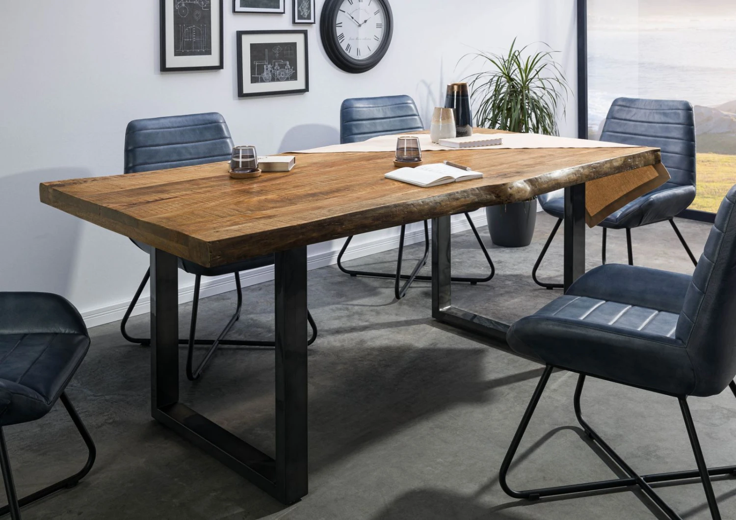 FREEFORM 5 Tavolo Da Pranzo In Legno Di Mango - Verniciato Natur / Gambe In Ferro U Antracite Lucido 240x100 3 FREEFORM 5 Tavolo Da Pranzo In Legno Di Mango - Verniciato Natur / Gambe In Ferro U Antracite Lucido 240x100