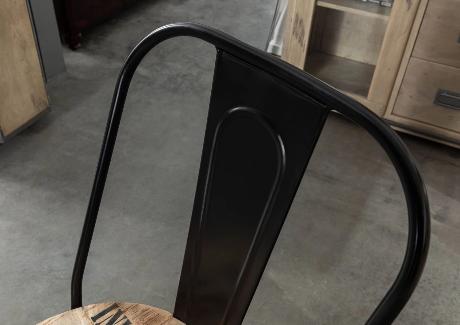 FACTORY #34 Sedia In Legno Di Mango E Ferro - Stampato 45x45x90 - Set Da 2 7 FACTORY #34 Sedia In Legno Di Mango E Ferro - Stampato 45x45x90 - Set Da 2 - immagine 5