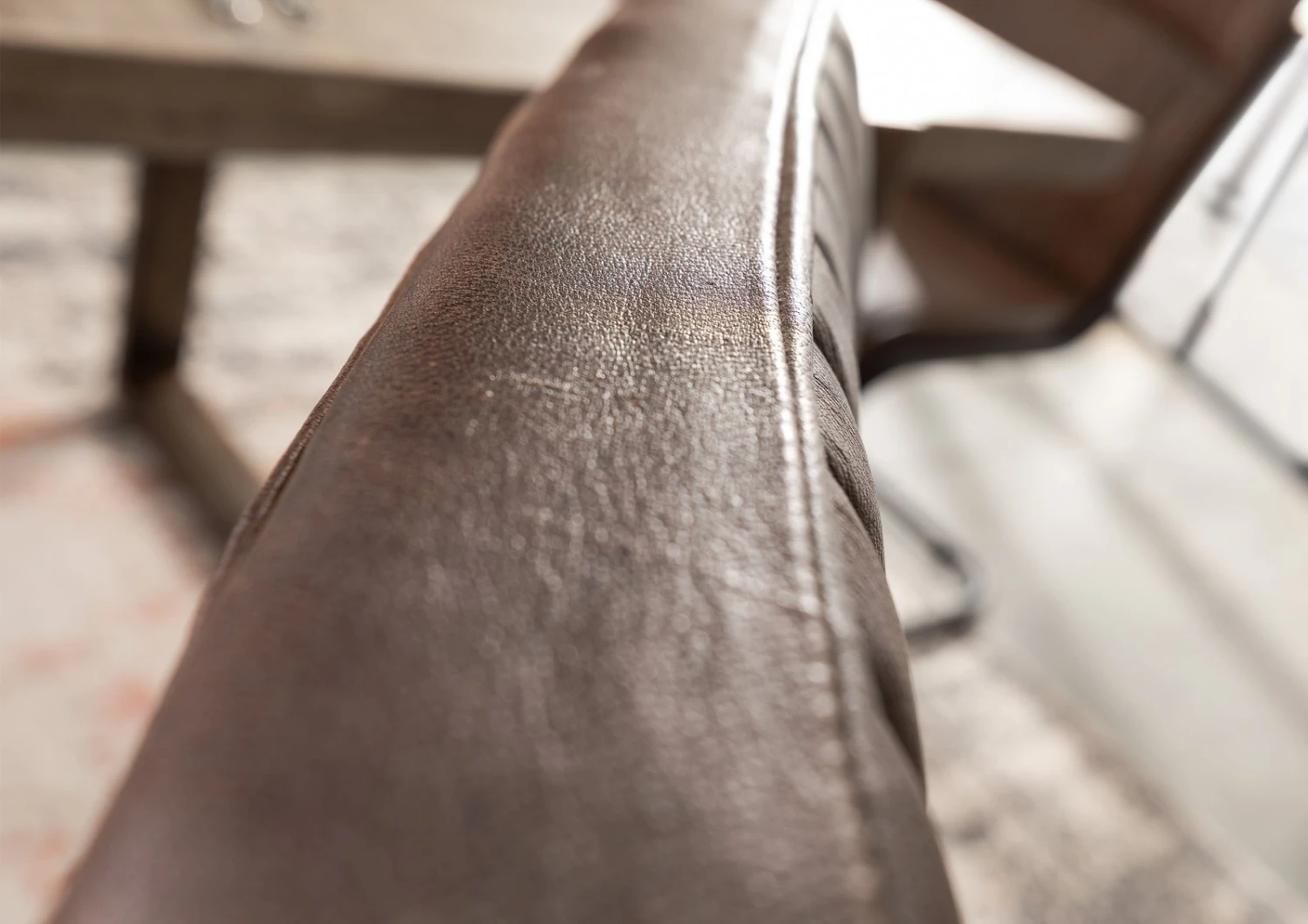 IRON LABEL #03 Sedia Cantilever In Vera Pelle - Marrone 52x62x89 7 IRON LABEL #03 Sedia Cantilever In Vera Pelle - Marrone 52x62x89 - immagine 5