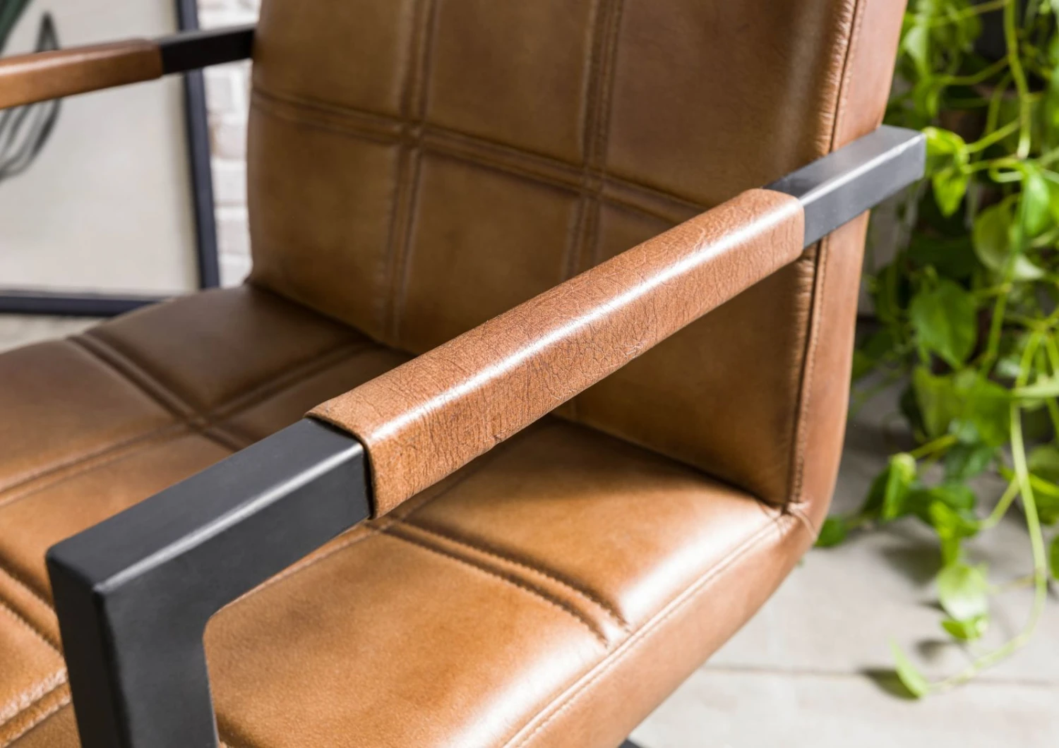 IRON LABEL #24 Sedia In Vera Pelle - Marrone 51x62x79 7 IRON LABEL #24 Sedia In Vera Pelle - Marrone 51x62x79 - immagine 5