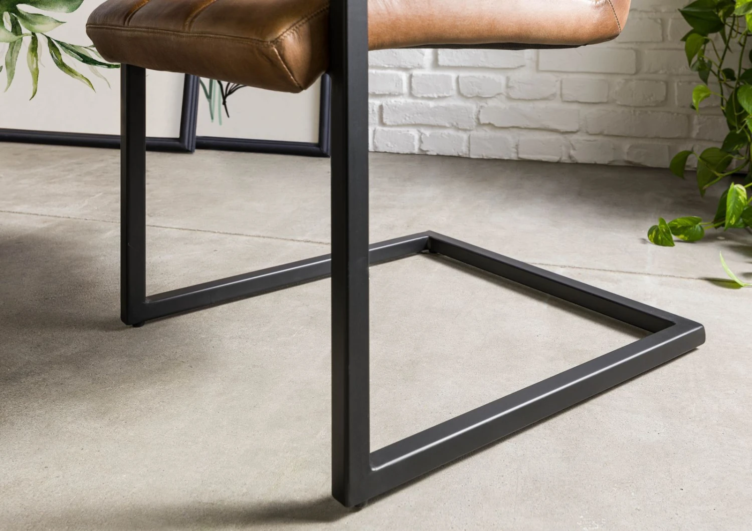 IRON LABEL #24 Sedia In Vera Pelle - Marrone 51x62x79 8 IRON LABEL #24 Sedia In Vera Pelle - Marrone 51x62x79 - immagine 6