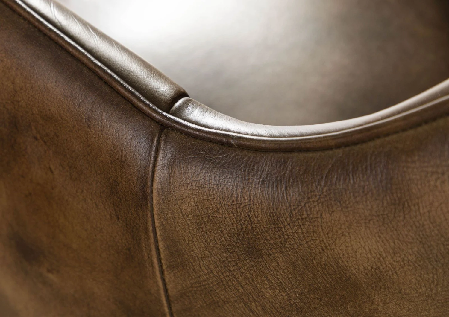 Sedia In Vera Pelle 55x62x84 Marrone Scuro IRON LABEL #30 8 Sedia In Vera Pelle 55x62x84 Marrone Scuro IRON LABEL #30 - immagine 6