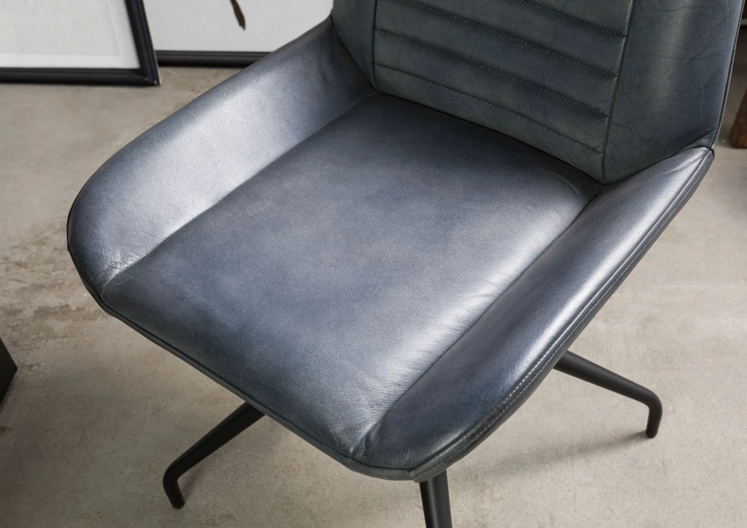 IRON LABEL #509 Sedia In Vera Pelle - Blu 49x56x83 8 IRON LABEL #509 Sedia In Vera Pelle - Blu 49x56x83 - immagine 6