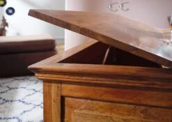 Tavolino Da Salotto In Legno Di Acacia 120x70x54 Miele Dorato Laccato OXFORD #0322 11 Tavolino Da Salotto In Legno Di Acacia 120x70x54 Miele Dorato Laccato OXFORD #0322 -Massivmoebel24 09 200 610 0122 4