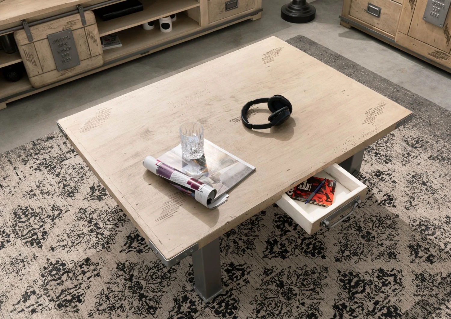 Tavolino Da Salotto In Legno Di Mango 110x80x43 Sbiancato Laccato RAILWAY #305 6 Tavolino Da Salotto In Legno Di Mango 110x80x43 Sbiancato Laccato RAILWAY #305 - immagine 4