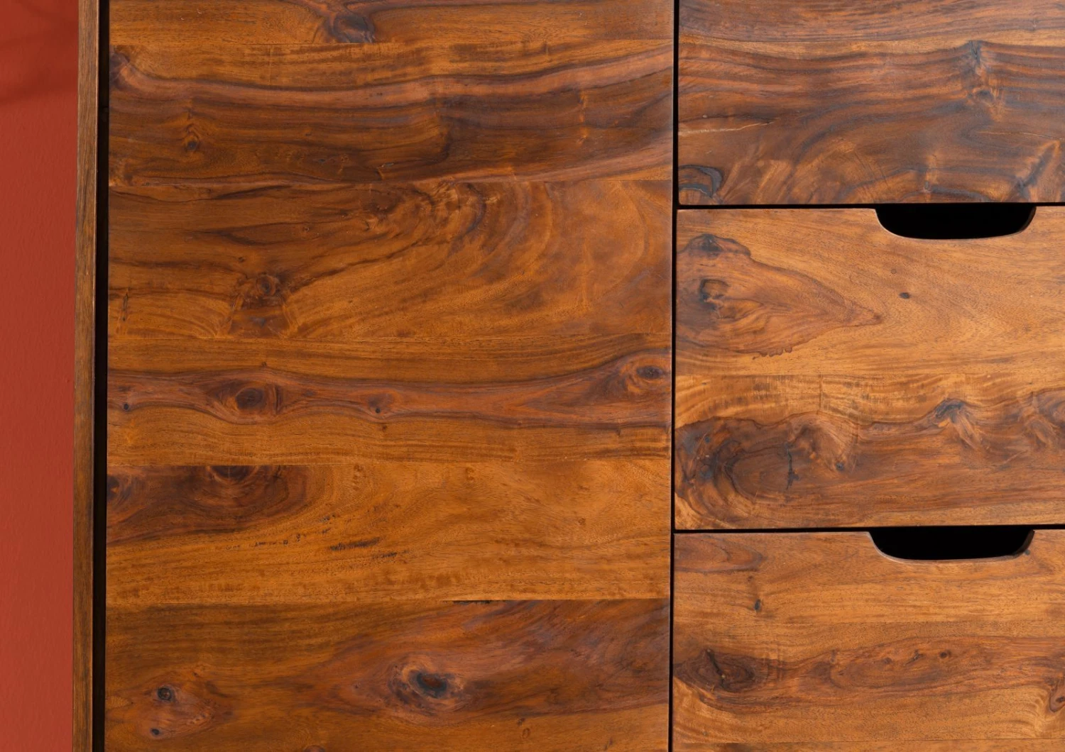 MALMÖ 2 #109 Comò In Legno Di Sheesham - Laccato / Noce 90x40x145 6 MALMÖ 2 #109 Comò In Legno Di Sheesham - Laccato / Noce 90x40x145 - immagine 4