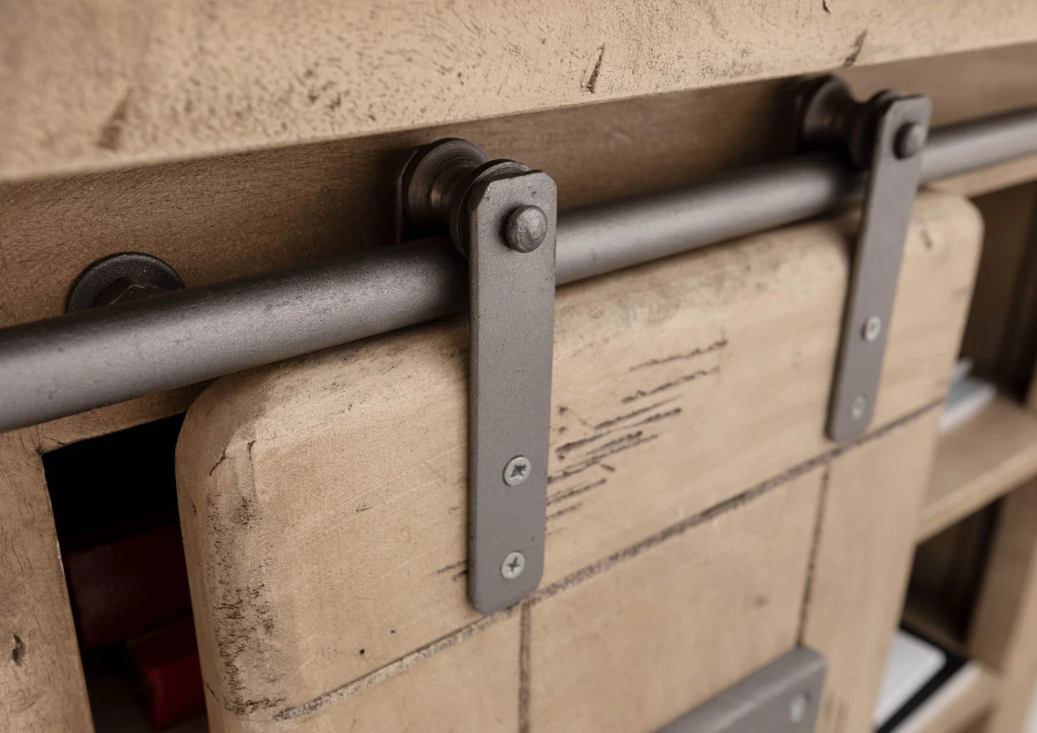 RAILWAY #323 Comò In Legno Di Mango - Laccato / Whitewash 70x45x70 9 RAILWAY #323 Comò In Legno Di Mango - Laccato / Whitewash 70x45x70 - immagine 7