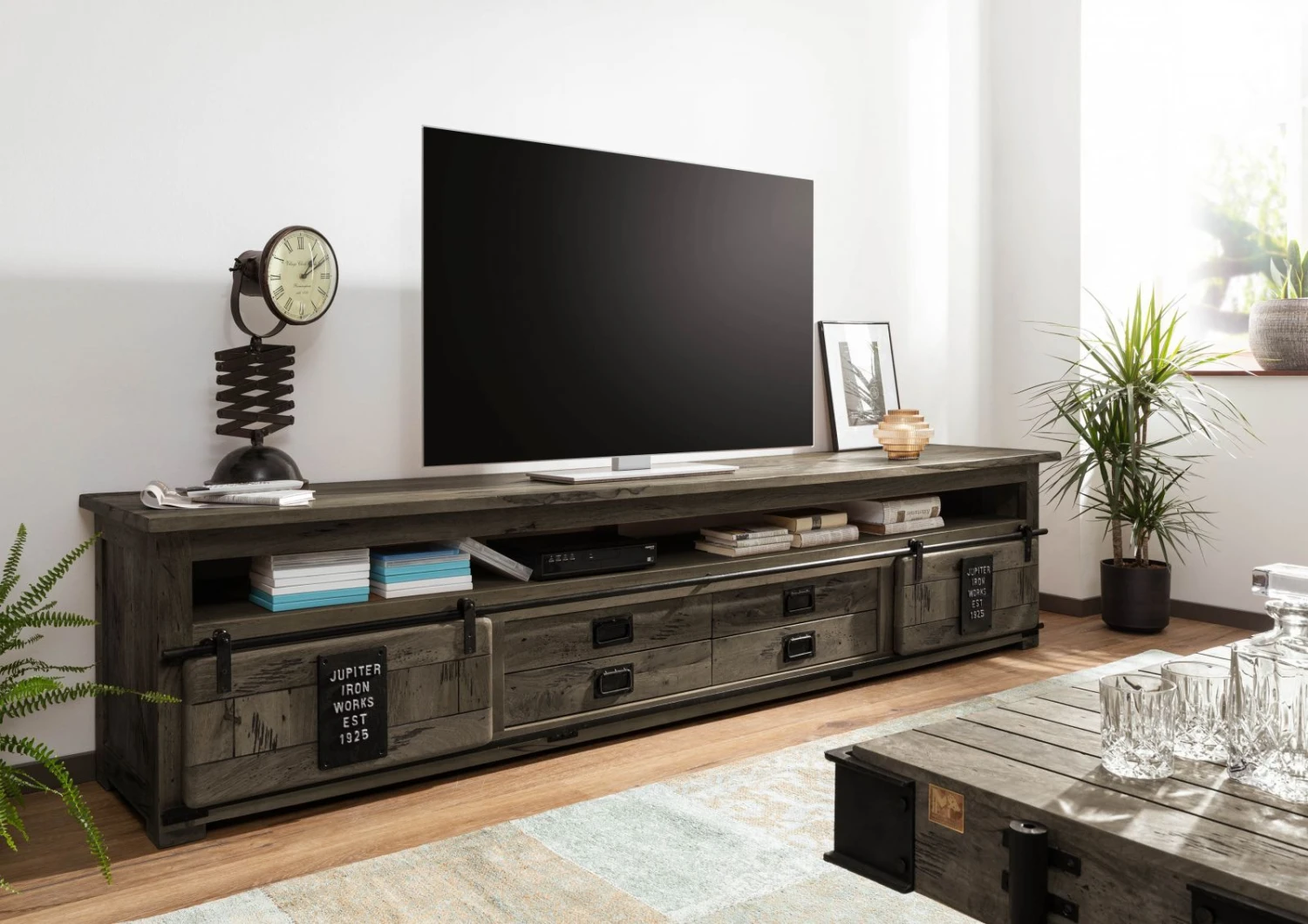 Mobile TV In Legno Di Mango 260x50x60 Grigio Scuro Laccato RAILWAY 3 Mobile TV In Legno Di Mango 260x50x60 Grigio Scuro Laccato RAILWAY