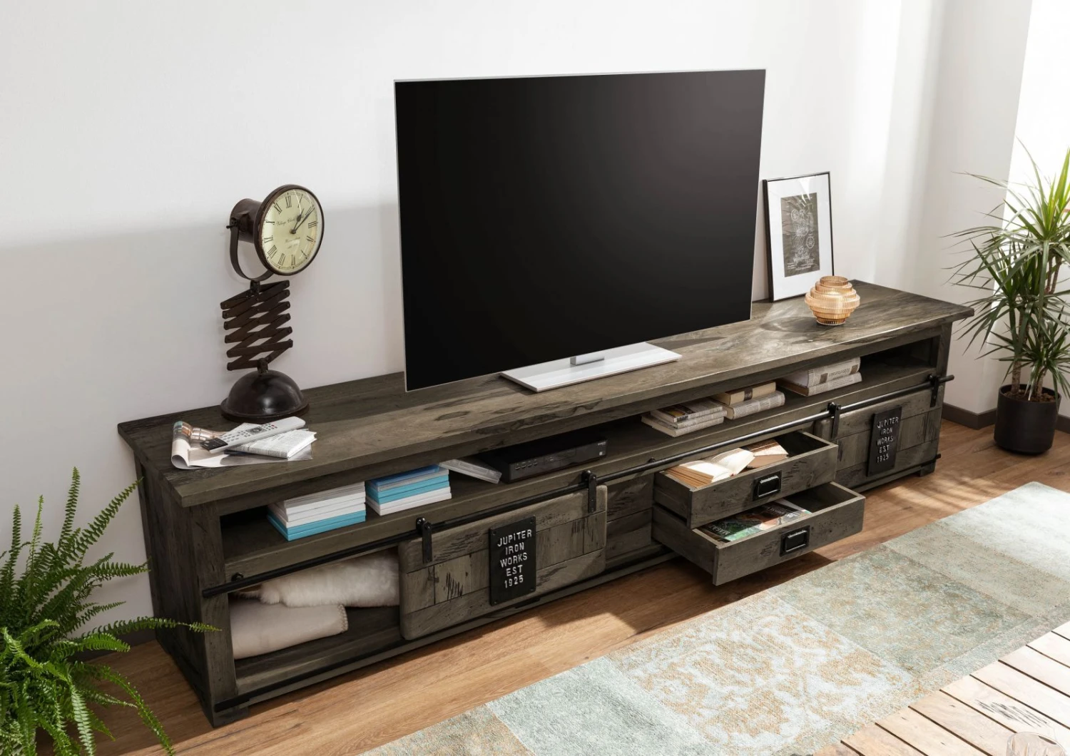 Mobile TV In Legno Di Mango 260x50x60 Grigio Scuro Laccato RAILWAY 6 Mobile TV In Legno Di Mango 260x50x60 Grigio Scuro Laccato RAILWAY - immagine 4