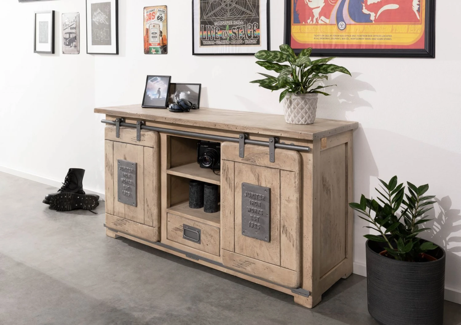 Credenza In Legno Di Mango 128x45x70 Sbiancato Laccato RAILWAY #302 3 Credenza In Legno Di Mango 128x45x70 Sbiancato Laccato RAILWAY #302