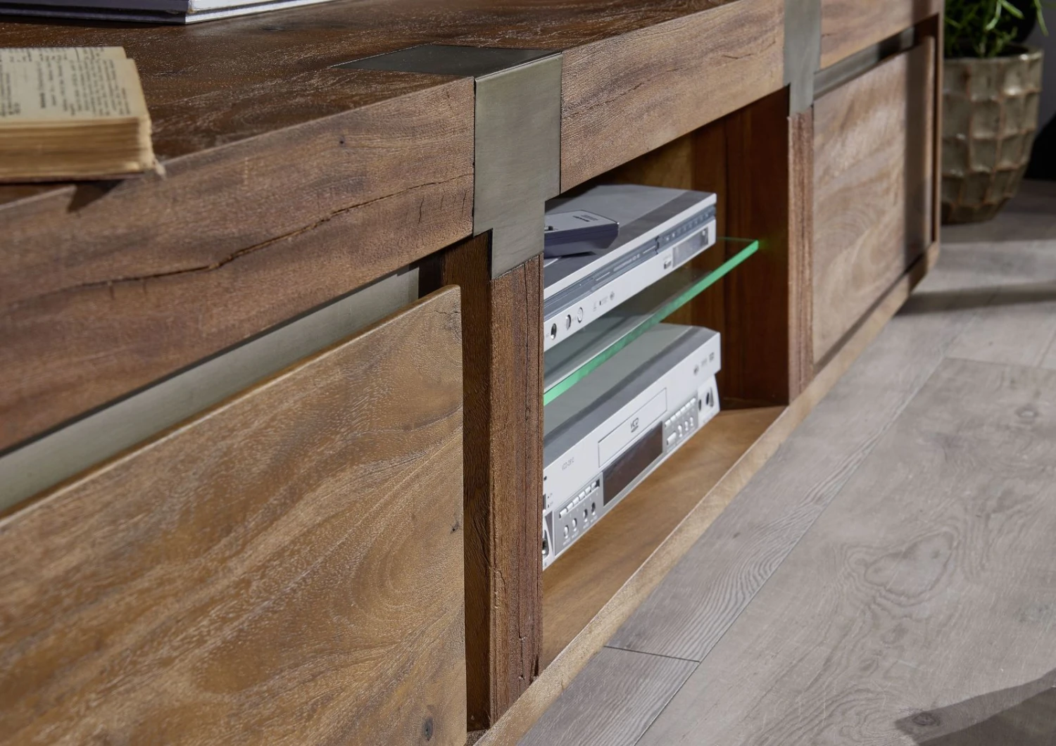 Mobile TV In Legno Di Mango 205x48x39 Marrone Laccato AMSTERDAM #02 5 Mobile TV In Legno Di Mango 205x48x39 Marrone Laccato AMSTERDAM #02 - immagine 3