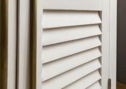 Vetrina In Legno Di Mango 97x45x190 Laccato Bianco TOULOUSE #101 -Massivmoebel24 09 320 188 1001 07