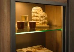 Vetrina In Legno Di Acacia 55x45x204 Naturale Laccato AMSTERDAM #120 15 Vetrina In Legno Di Acacia 55x45x204 Naturale Laccato AMSTERDAM #120 -Massivmoebel24 09 320 877 1020 04