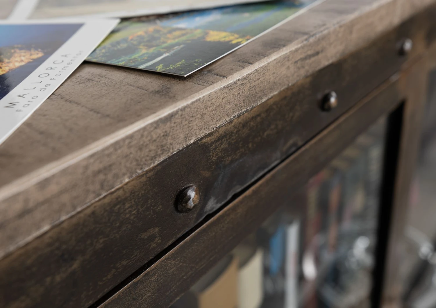 HEAVY INDUSTRY #247 Credenza In Legno Di Mango E Ferro - Laccato Marrone - 90x40x90 7 HEAVY INDUSTRY #247 Credenza In Legno Di Mango E Ferro - Laccato Marrone - 90x40x90 - immagine 5