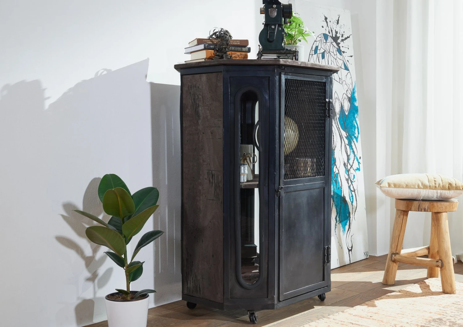 Vetrina In Legno Di Mango 76x60x120 Grigio Scuro Laccato RAILWAY #230 4 Vetrina In Legno Di Mango 76x60x120 Grigio Scuro Laccato RAILWAY #230 - immagine 2