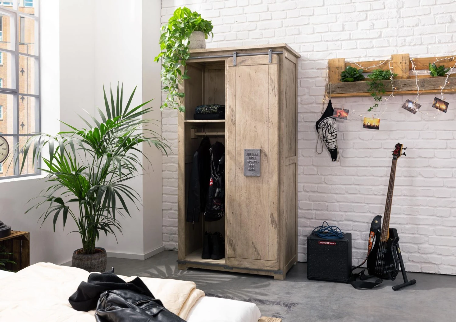 RAILWAY #316 Armadio In Legno Di Mango - Laccato / Whitewash 100x60x190 3 RAILWAY #316 Armadio In Legno Di Mango - Laccato / Whitewash 100x60x190