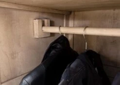 RAILWAY #316 Armadio In Legno Di Mango - Laccato / Whitewash 100x60x190 17 RAILWAY #316 Armadio In Legno Di Mango - Laccato / Whitewash 100x60x190 -Massivmoebel24 09 330 772 2015 7