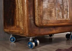 FREEZY #43 Comodino In Legno Riciclato - Laccato / Multicolore 55x38x70 11 FREEZY #43 Comodino In Legno Riciclato - Laccato / Multicolore 55x38x70 -Massivmoebel24 09 330 803 1033 4