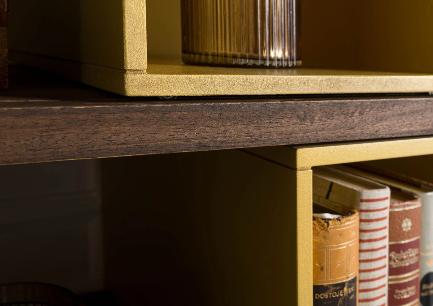 CHICAGO #111 Scaffale In Legno Di Mango - Oliato / Marrone 111x40x193 7 CHICAGO #111 Scaffale In Legno Di Mango - Oliato / Marrone 111x40x193 - immagine 5