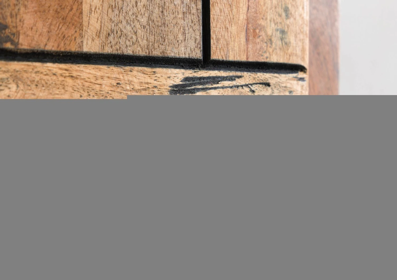 RAILWAY #179 Armadietto In Legno Di Mango - Laccato / Natur 50x35x195 6 RAILWAY #179 Armadietto In Legno Di Mango - Laccato / Natur 50x35x195 - immagine 4