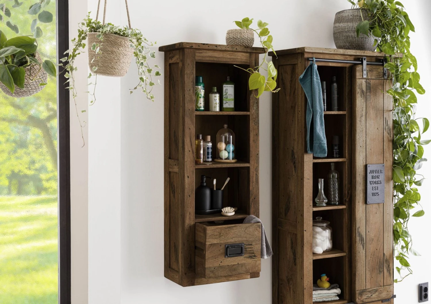 Hängeschrank Mango 50x26x120 Braun Lackiert RAILWAY #480 5 Hängeschrank Mango 50x26x120 Braun Lackiert RAILWAY #480 - immagine 3