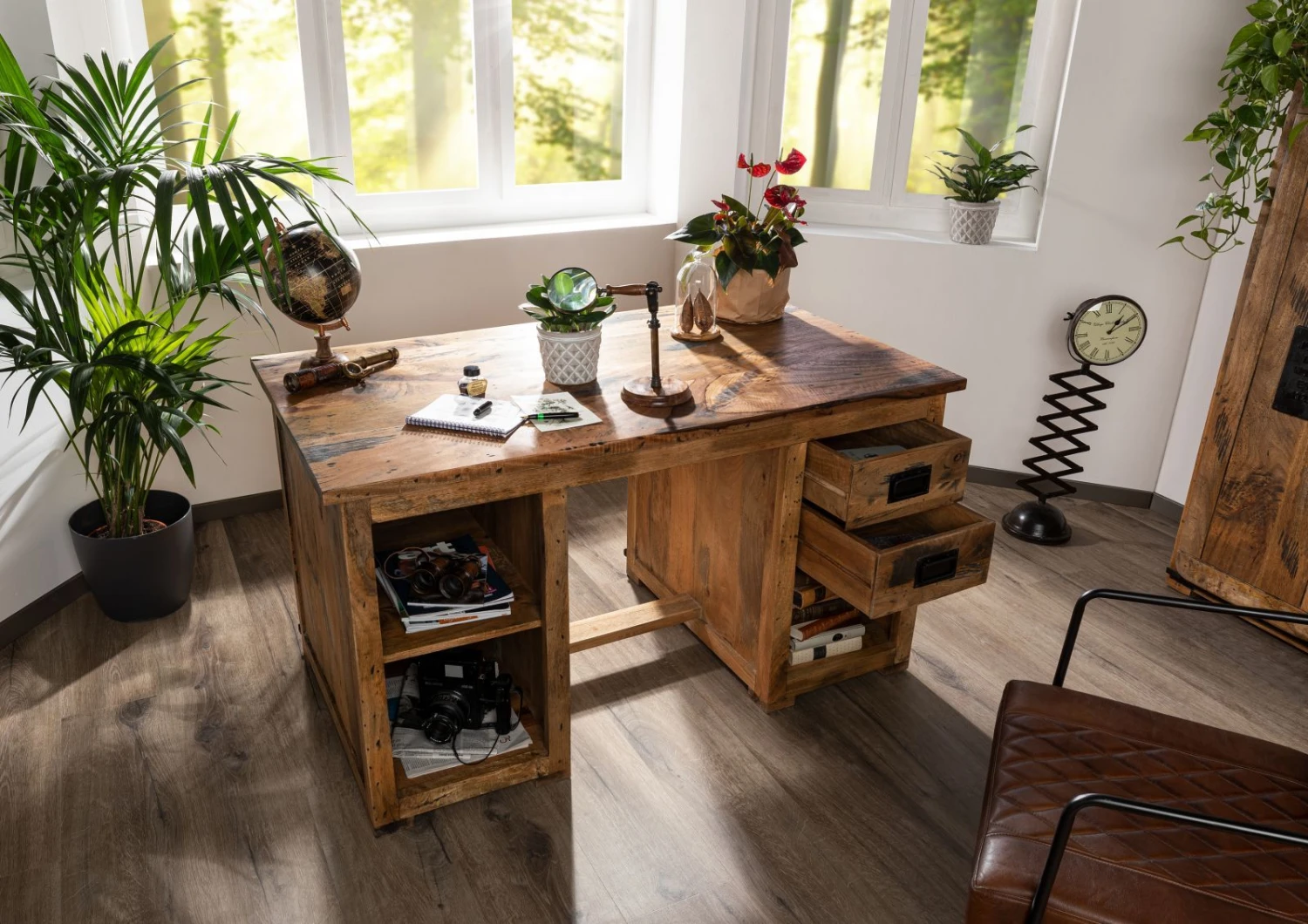 Scrivania In Legno Di Mango 140x80x76 Mango Naturale Laccato RAILWAY #161 7 Scrivania In Legno Di Mango 140x80x76 Mango Naturale Laccato RAILWAY #161 - immagine 5