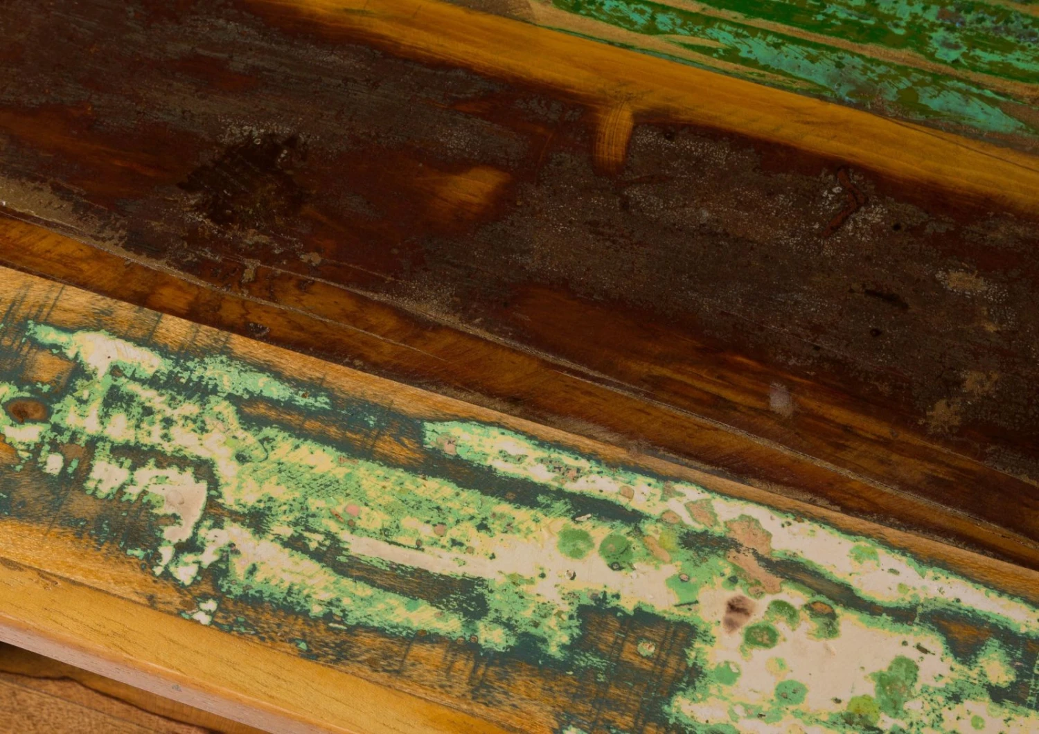 NATURE OF SPIRIT #132 Comodino In Legno Riciclato - Laccato / Multicolore 55x40x75 5 NATURE OF SPIRIT #132 Comodino In Legno Riciclato - Laccato / Multicolore 55x40x75 - immagine 3