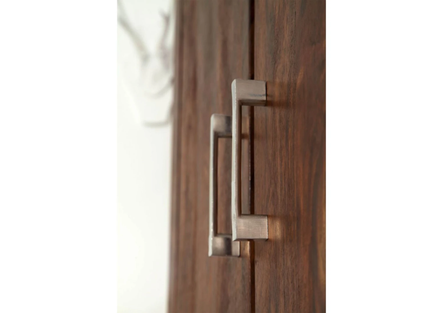 METRO LIFE #121 Armadio In Legno Di Sheesham - Laccato / Life honey 90x40x180 6 METRO LIFE #121 Armadio In Legno Di Sheesham - Laccato / Life honey 90x40x180 - immagine 4