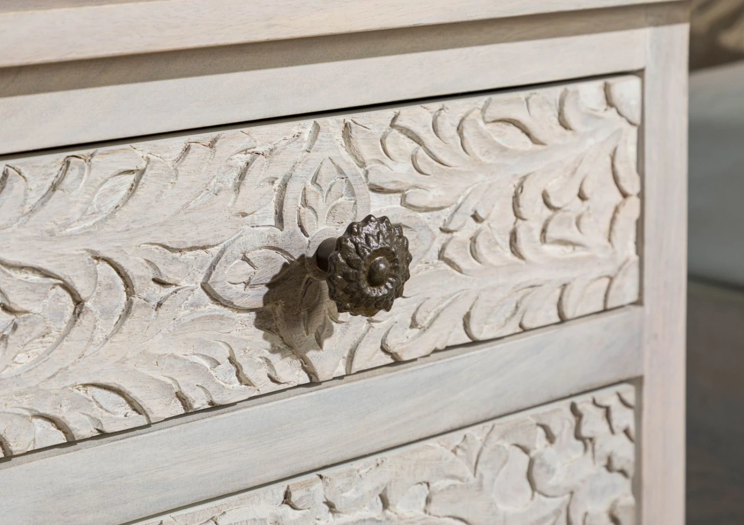 Comodino In Legno Di Mango 45x40x60 Bianco Oliato KASHMIR #105 7 Comodino In Legno Di Mango 45x40x60 Bianco Oliato KASHMIR #105 - immagine 5