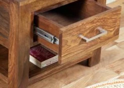 Comodino In Legno Di Sheesham / Palissandro 50x40x45 Miele Laccato METRO LIFE #127 11 Comodino In Legno Di Sheesham / Palissandro 50x40x45 Miele Laccato METRO LIFE #127 -Massivmoebel24 09 681 520 1027 3