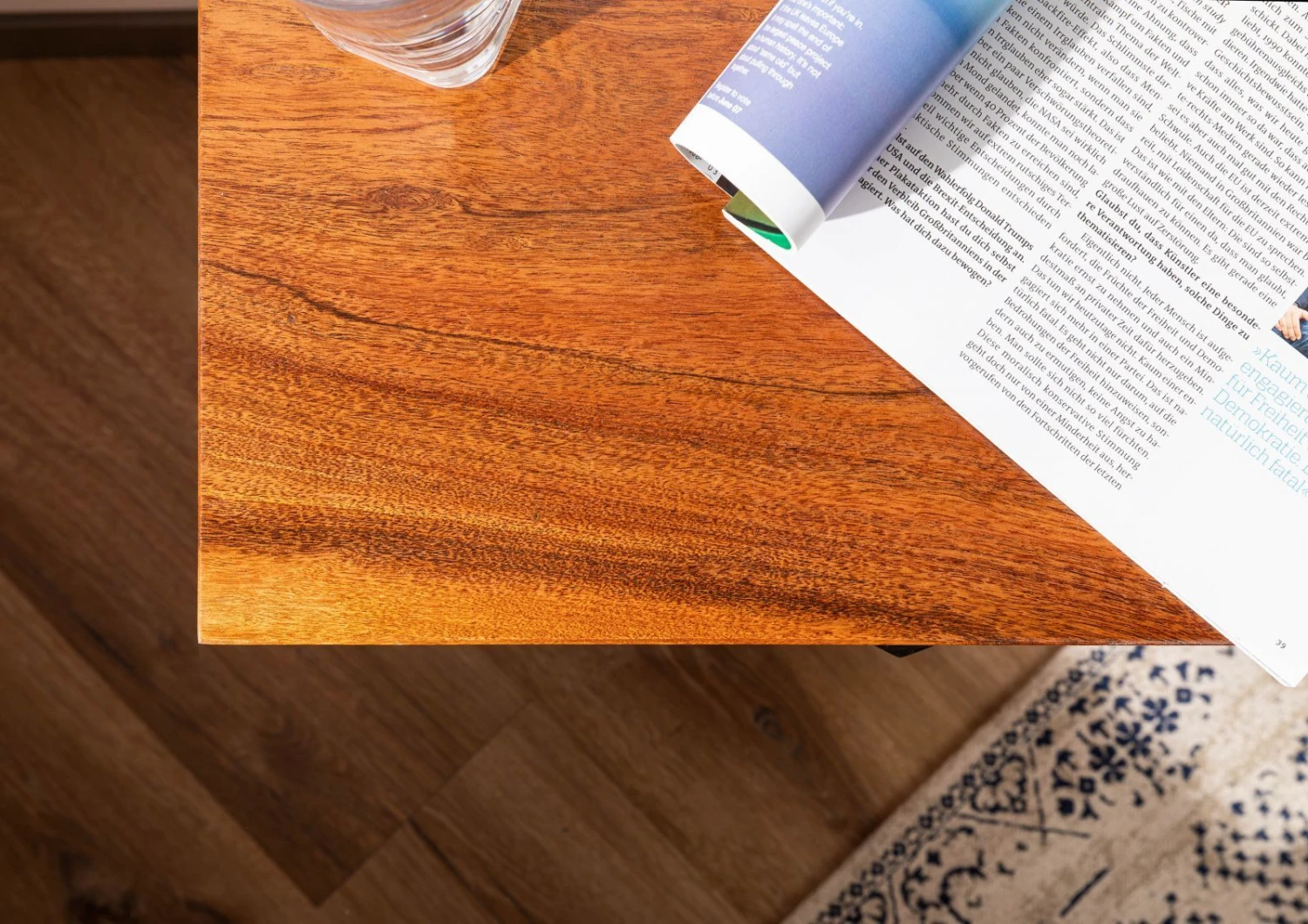 Comodino In Legno Di Acacia 46x40x65 Miele Dorato Laccato OXFORD #268 9 Comodino In Legno Di Acacia 46x40x65 Miele Dorato Laccato OXFORD #268 - immagine 7