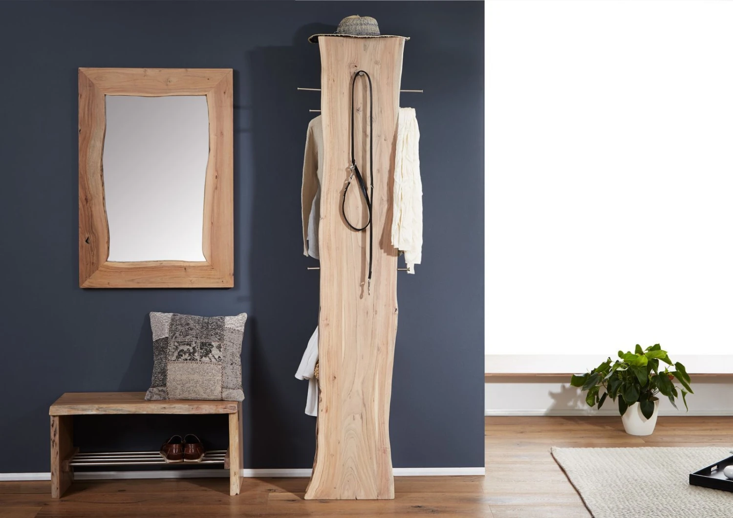 PURE ACACIA #714 Appendiabiti In Legno Di Acacia - Laccato / Natur 36x40x200 5 PURE ACACIA #714 Appendiabiti In Legno Di Acacia - Laccato / Natur 36x40x200 - immagine 3