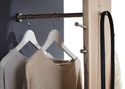 PURE ACACIA #714 Appendiabiti In Legno Di Acacia - Laccato / Natur 36x40x200 10 PURE ACACIA #714 Appendiabiti In Legno Di Acacia - Laccato / Natur 36x40x200 -Massivmoebel24 09 900 886 7014 4