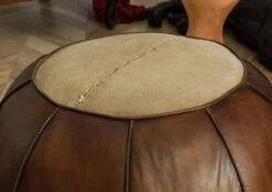 Sgabello 58x58x38 Marrone CHESTERFIELD #19 -Massivmoebel24 09 900 890 0019 4