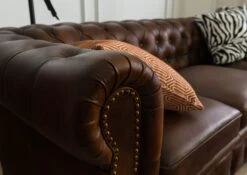 Divano CHESTERFIELD #104 - Dimensioni E Colori Diversi -Massivmoebel24 09 920 890 1003 6