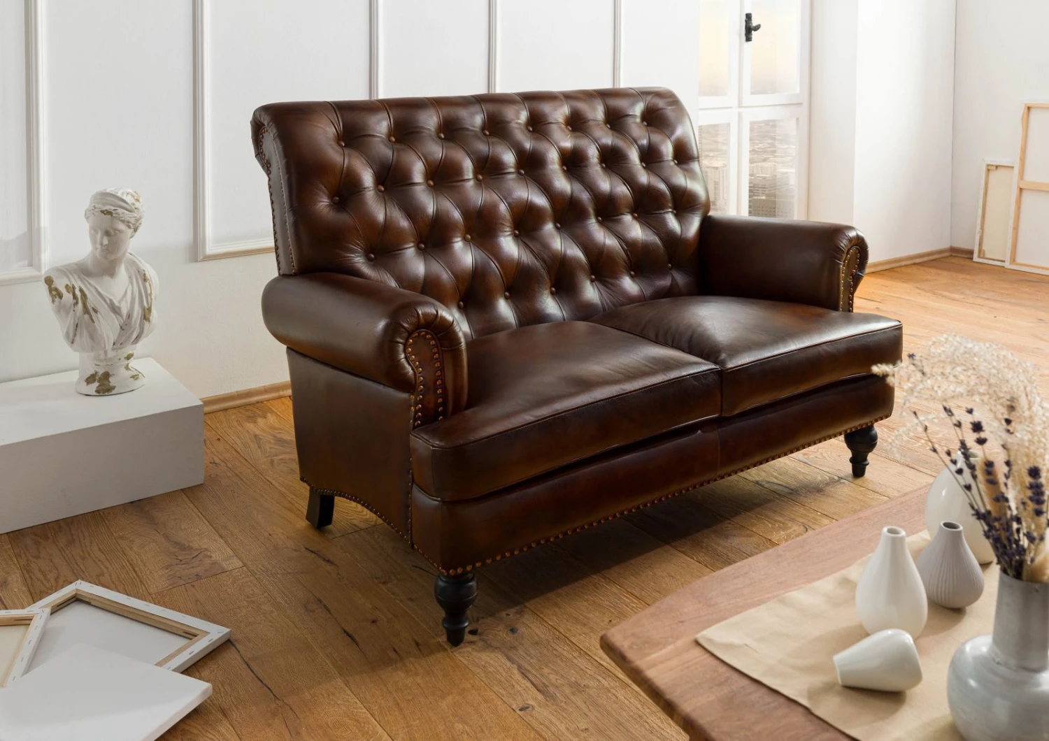 CHESTERFIELD #106 Divano 2 Posti - Vera Pelle / Marrone 140x84x94 4 CHESTERFIELD #106 Divano 2 Posti - Vera Pelle / Marrone 140x84x94 - immagine 2