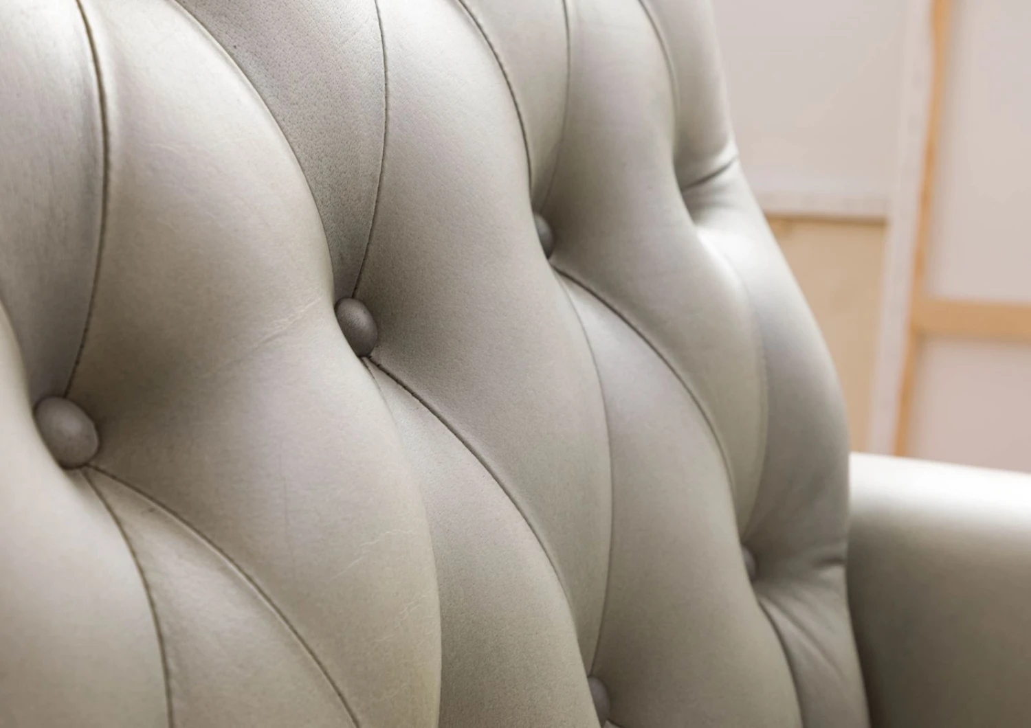 CHESTERFIELD #205 Poltrona - Vera Pelle / Grigio 84x84x94 7 CHESTERFIELD #205 Poltrona - Vera Pelle / Grigio 84x84x94 - immagine 5