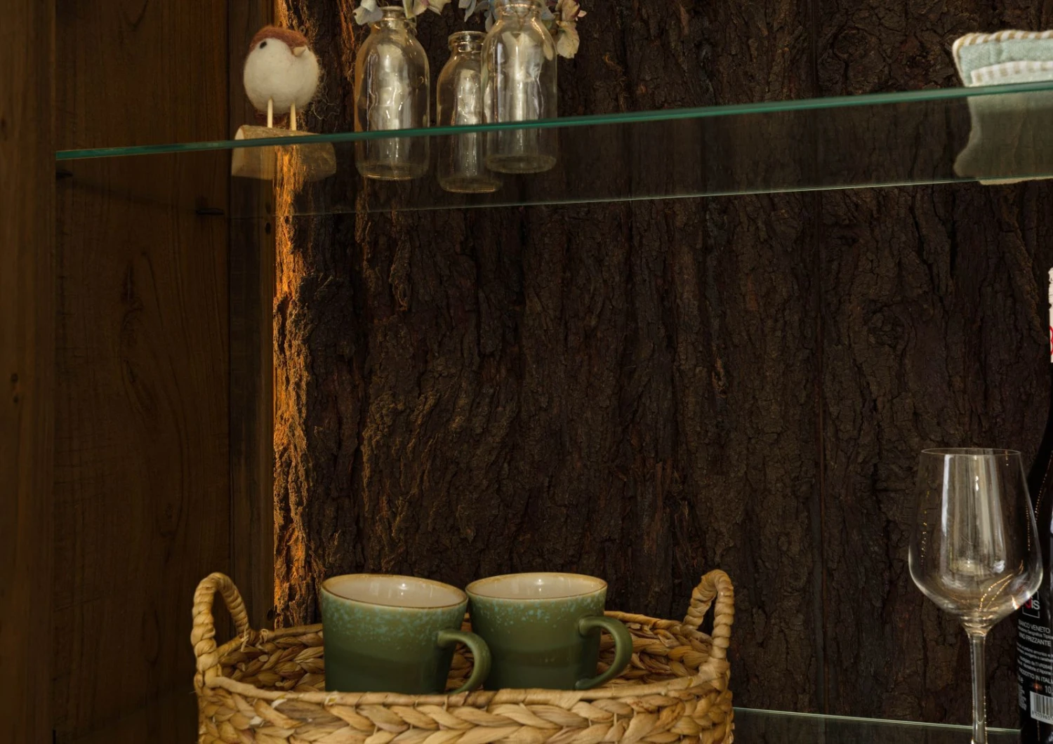 BARK #208 Vetrina In Legno Di Acacia Laccato / Marrone 98x40x180 9 BARK #208 Vetrina In Legno Di Acacia Laccato / Marrone 98x40x180 - immagine 7