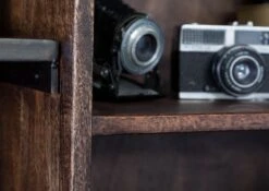 CITY #03 Vetrina In Legno Di Acacia/ Legno Riciclato - Laccato /marrone 90x40x183 14 CITY #03 Vetrina In Legno Di Acacia/ Legno Riciclato - Laccato /marrone 90x40x183 -Massivmoebel24 33 320 753 0003 4