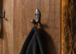 Guardaroba In Legno Di Acacia 56x27x150 Laccato Naturale BARK #120 16 Guardaroba In Legno Di Acacia 56x27x150 Laccato Naturale BARK #120 -Massivmoebel24 33 381 406 0120 05