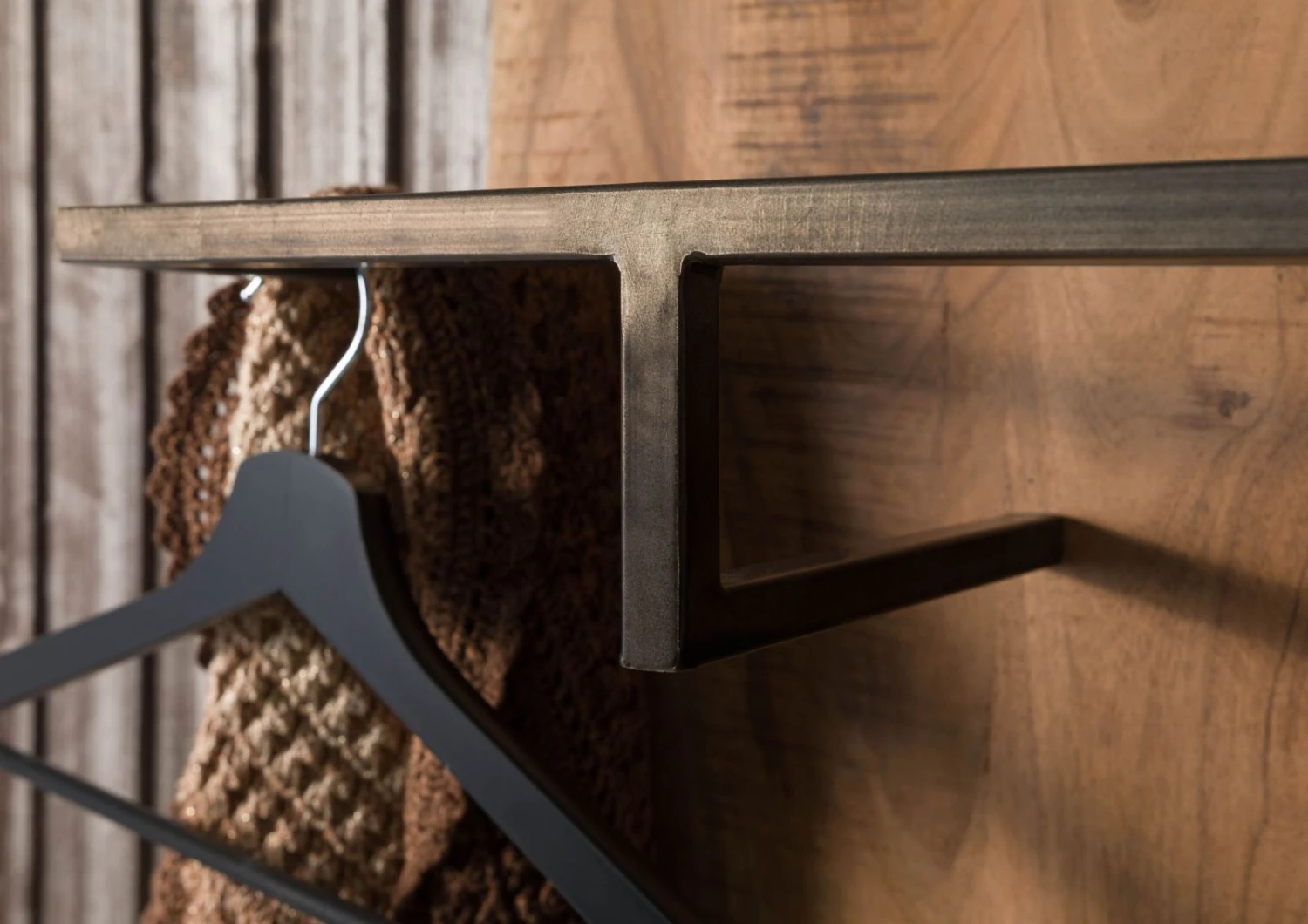 Guardaroba In Legno Di Acacia 56x27x150 Laccato Naturale BARK #120 8 Guardaroba In Legno Di Acacia 56x27x150 Laccato Naturale BARK #120 - immagine 6