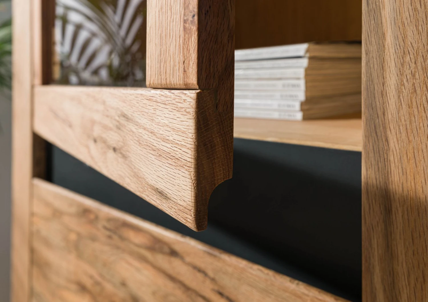 Vetrina In Legno Di Quercia Selvatica/ Cerro 110x42x200 Quercia Naturale Oliato MONTREUX #118 7 Vetrina In Legno Di Quercia Selvatica/ Cerro 110x42x200 Quercia Naturale Oliato MONTREUX #118 - immagine 5