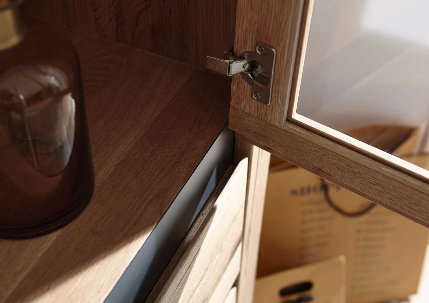 Vetrina In Legno Di Quercia Selvatica/ Cerro 62x42x190 Tabacco Marrone Oliato MONTREUX #321 6 Vetrina In Legno Di Quercia Selvatica/ Cerro 62x42x190 Tabacco Marrone Oliato MONTREUX #321 - immagine 4