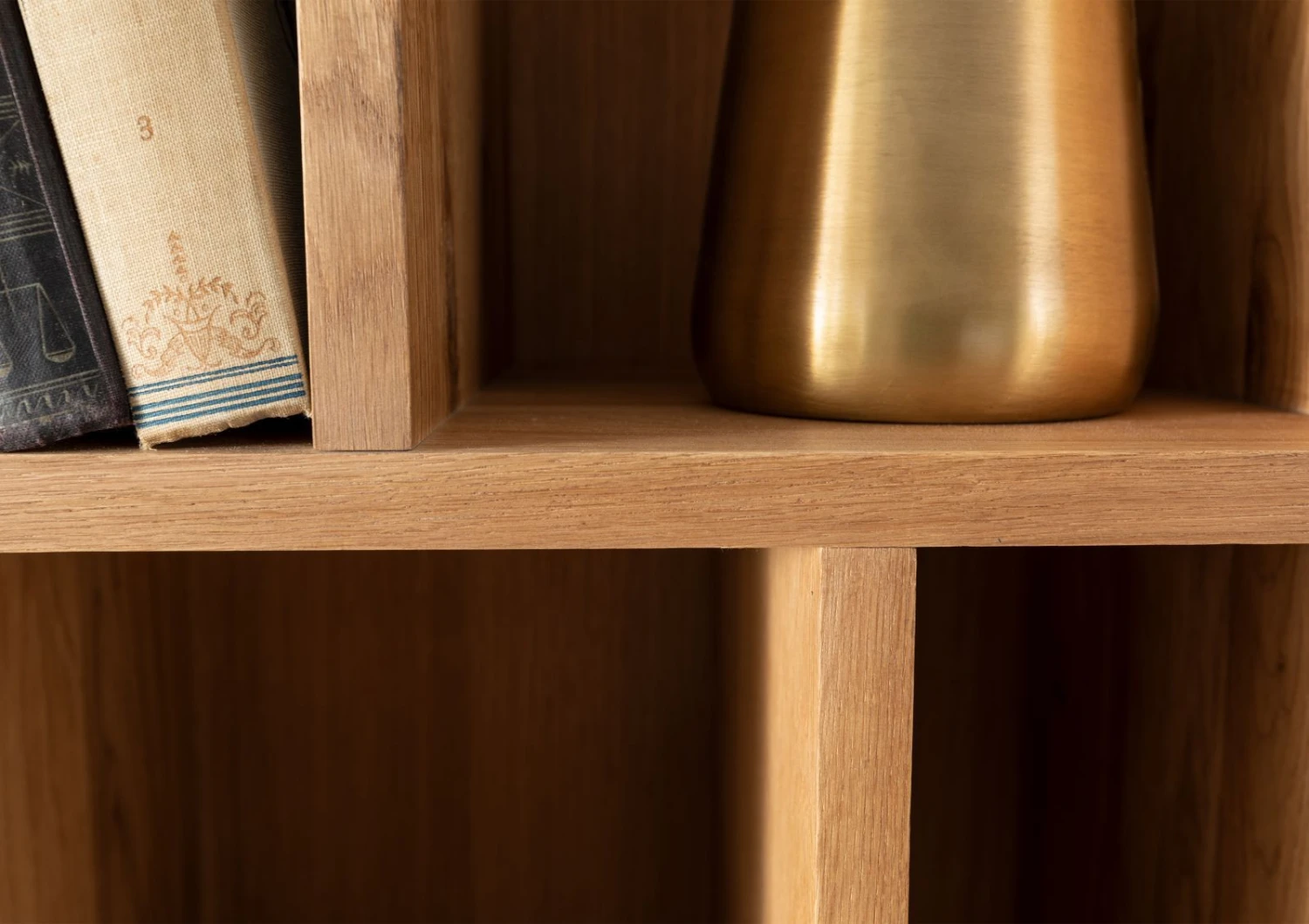 Scaffale In Legno Di Quercia Selvatica/ Cerro 37x30x142 Quercia Naturale Oliato NEW AMSTERDAM #13 7 Scaffale In Legno Di Quercia Selvatica/ Cerro 37x30x142 Quercia Naturale Oliato NEW AMSTERDAM #13 - immagine 5